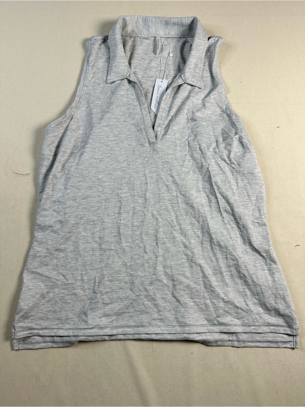 TravisMathew Women's Sleeveless Majorca Golf Polo XL Heather Light Gray